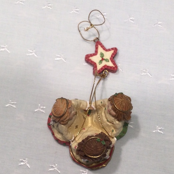 Three Angels Singing Christmas Ornament w/ Star - Picture 3 of 7